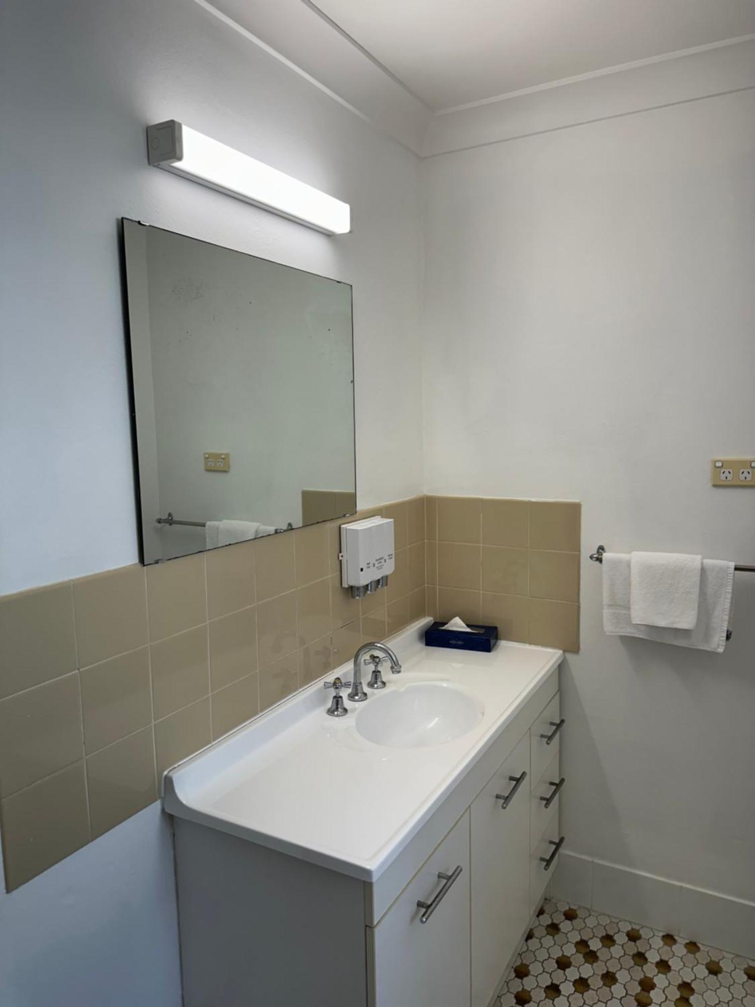Deluxe Apartment,1765216549:JPEG